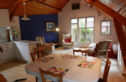 Saint-Briac-sur-Mer House | Small vacation home in typical village