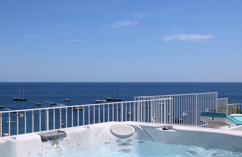 Marina del Cantone House | Small villa a stone's throw from the sea with breathtaking views