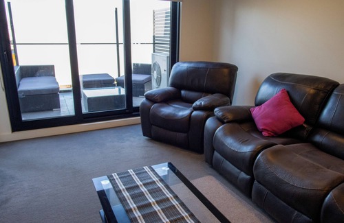 Frankston Apartment | Smart 2BR. PROPERTY SOLD. NO LONGER AVAILABLE.