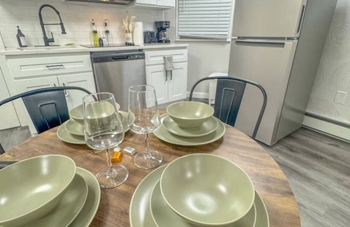 North Ironbound Apartment | Smart and Cozy Studio NEAR NYC!