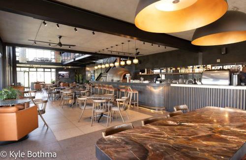 Greater Johannesburg Metropolitan Area Apartment | Smart Apartment Luxury
