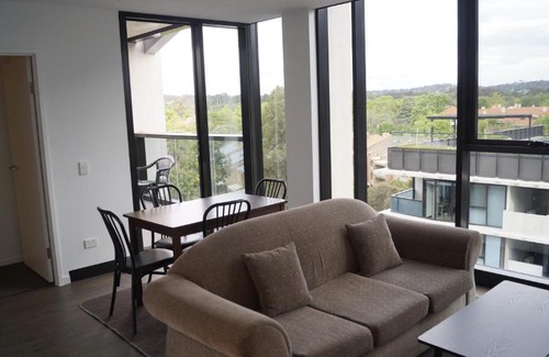 Reid Apartment | Smart apartment right in Canberra CBD