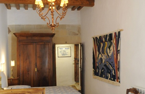 Calvisson Apartment | "Smart Living" independent apartment in historic house