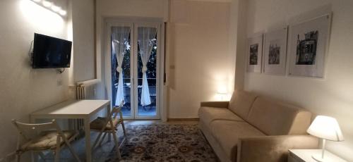 Porta Venezia Apartment | Smart Studio Porta Venezia Fashion District
