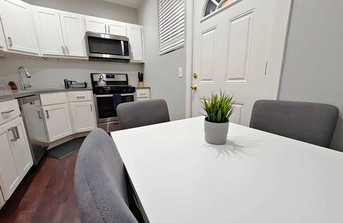 Boystown Apartment | Smart & Stylish 2-Bedroom Unit