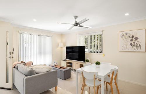 Sunnybank Apartment | Smart Suites Self Check-in Apartments - Sunnybank Station