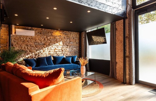 2nd Arrondissement Apartment | SmartStay Bird Family - Lyon