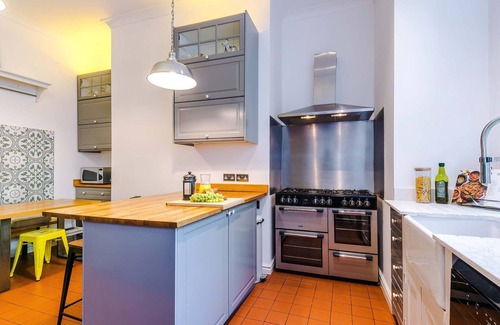 Cheetham Hill Apartment | Smedley House Summary