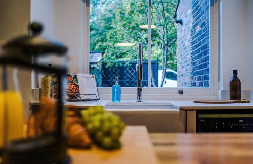 Cheetham Hill Apartment | Smedley House Summary