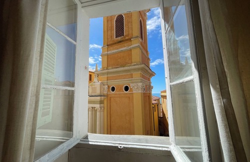 Alpes-Maritimes Apartment | smichel sea and chuerch view