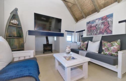 Struisbaai House | Smiley's