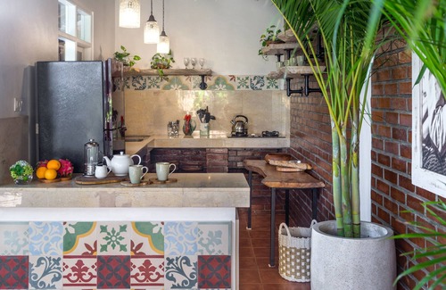 Seminyak Villa | Smiling Cactus Villa - close to SisterField Cafe
