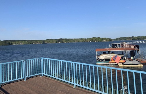 Bremen Cottage | *Smith Lake*- Luxury Cottage- Bremen, Alabama