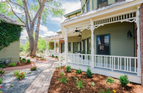 Five Points Apartment | Smiths Crescendo Summ