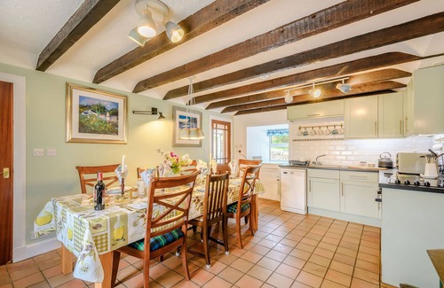 Lochgilphead House | SMITHY HOUSE, pet friendly, character holiday cottage in Kilmartin