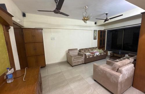 Andheri Apartment | SmokeRoom