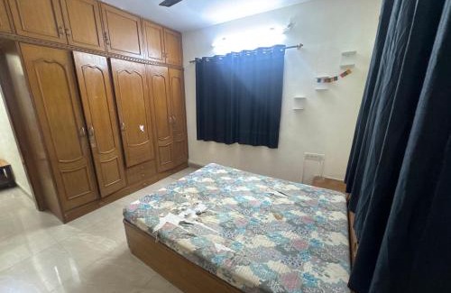Andheri Apartment | SmokeRoom