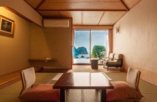 Nishina Hotel | Smoking Ocean Sanshiro Island View 10 tatami mats Two meals included/Kamo-gun Shizuoka