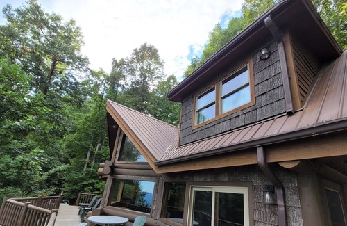 Almond Cabin | Smoky Mountain Cabin!