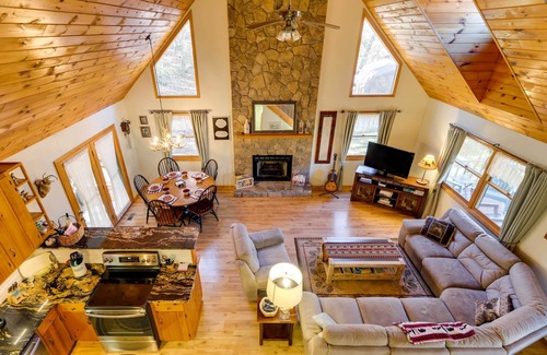 Murphy Cabin | Smoky Mountain Cabin w/Fire Pit: Hike & Fish!