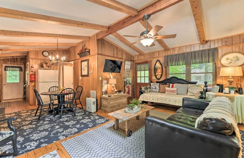 Franklin Cottage | Smoky Mountain Cottage w/Lanai & Mtn Views