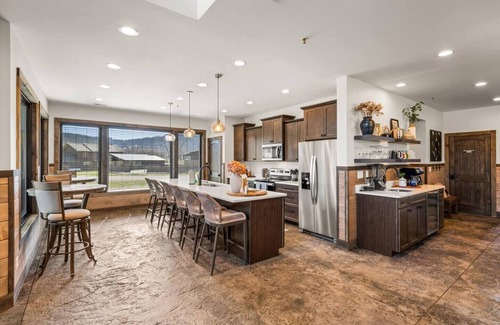Wears Valley House | Smoky Mtn Views - Bowling, Indoor Pool, Theater