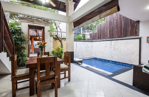 Legian City-Centre Villa | SMV . 4-BR · ❤️4BR Pool Prime Area Walk To Beach N Shops Legian
