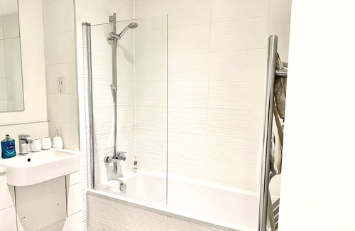 Bedford Apartment | Snapos Apartments - Platform B