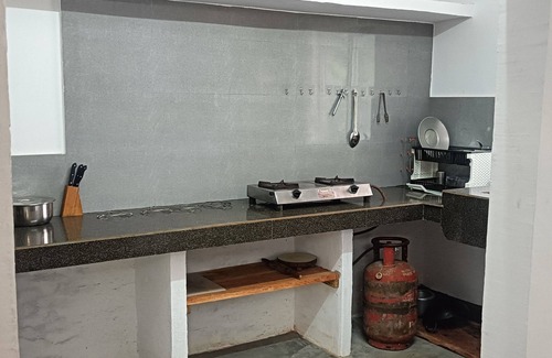 Golaghat Hotel | Sneha Homestay by Roh