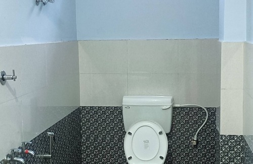 Golaghat Hotel | Sneha Homestay by Roh