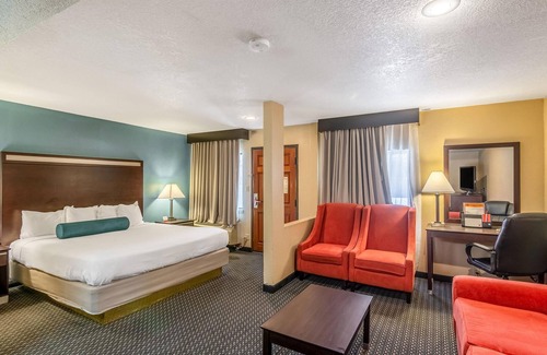 Citrus Grove Hotel | SNK-Suite King Non-Smoking