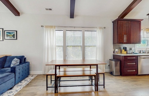 Tranquil Harbour House | Snow-bird friendly home w/screened in porch, gas grill and close to beach