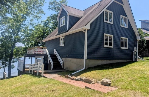 Fremont House | Snow Lake Chalet Northeast Indiana