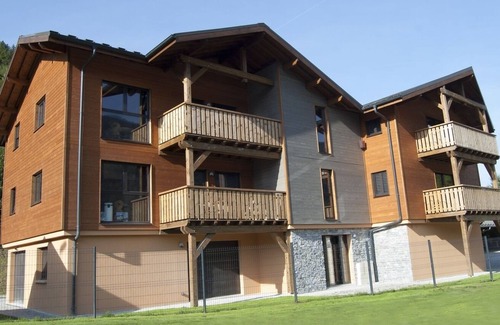 Morillon Apartment | SNOW PERCEIVER