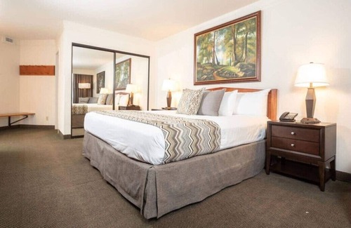Salt Lake Mountain Resorts Condo | Snowbird Cliff Club Lux Condo-2 BR/3 BA-Sleeps 10. Great price!