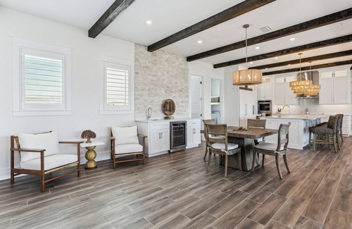 Navarre Beach House | Snowbirds Welcome! Brand-New Gulf Front Beauty – 6BR | 6.5BA | Sleeps 14!
