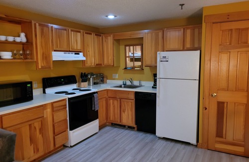 Carrabassett Valley Condo | Snowbrook: Ski in/out access with pool, hot-tub, and sauna for après ski!