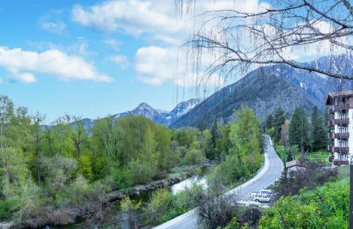 Leavenworth Bed & Breakfast | Snowcreek Suite - Fir