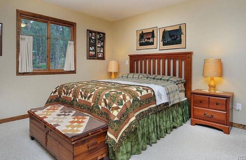 Buena Vista Cabin | Snowmobile or UTV In & Out from Cabin