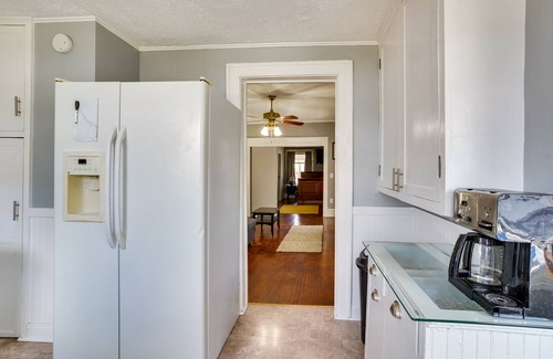 Mound Apartment | Snowmobile Trail On-Site: Lakefront Mound Apt!