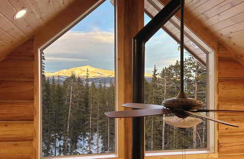 Valley of the Sun Cabin | Snowshoe Cabin - Mountain Views, Near Breckenridge Colorado - NEW