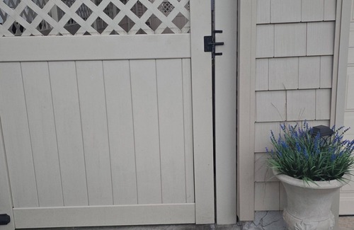 Port Richmond Apartment | Snug Apartment n10minutes to Staten island ferry nClose to SIUH and RUMC.