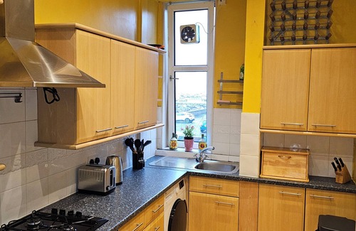 Helensburgh Apartment | Snug - Macushla Apartment