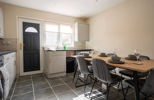 Livingston House | Snug Modern Home in Livingston
