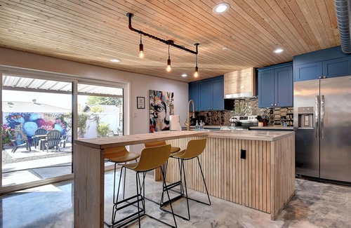 Cox Heights House | So Scottsdale Modern Bungalow w/6 Bdrms!