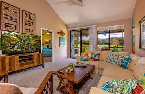 Wailea Condo | Soak in the Mountain and Fairway Views from this Top Floor Unit! GC 102