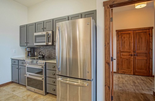 Snowshoe Condo | Soaring Eagle #403: 2 Bedrooms, 2 Full Baths