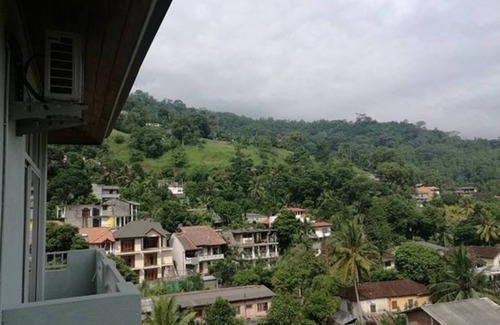 Kandy Bed & Breakfast | Sobaya Kandy- Double Deluxe unit 7