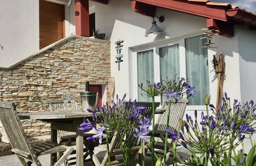 Behobie Apartment | Socoa, foam and wild flowers for this rental sea view St Jean de Luz