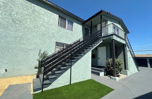 Los Angeles Apartment | SOFI- KIA FORUM 2-bedroom HOME Los Angeles
